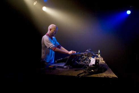 Lin_Calling_Maria_am_Ufer_Paul_Kalkbrenner_2